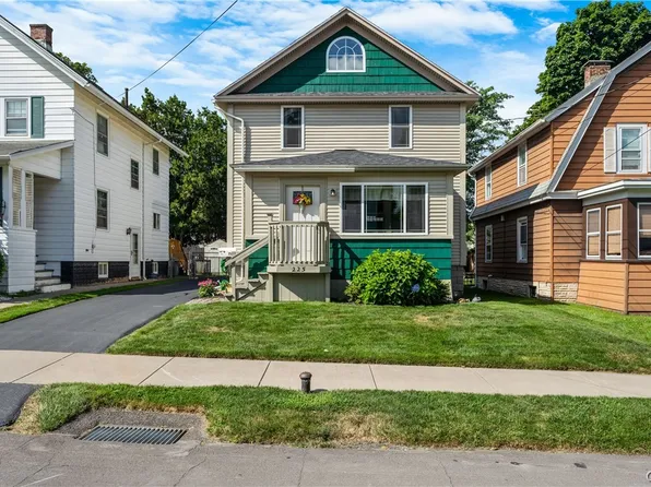 225 Malverne Dr, Syracuse, NY 13208