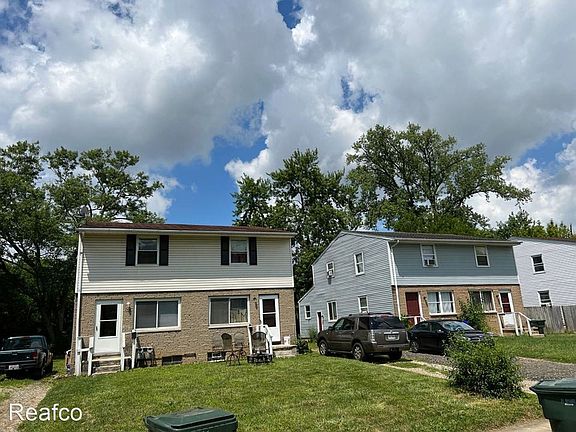 5th image of 341 S Napoleon Ave