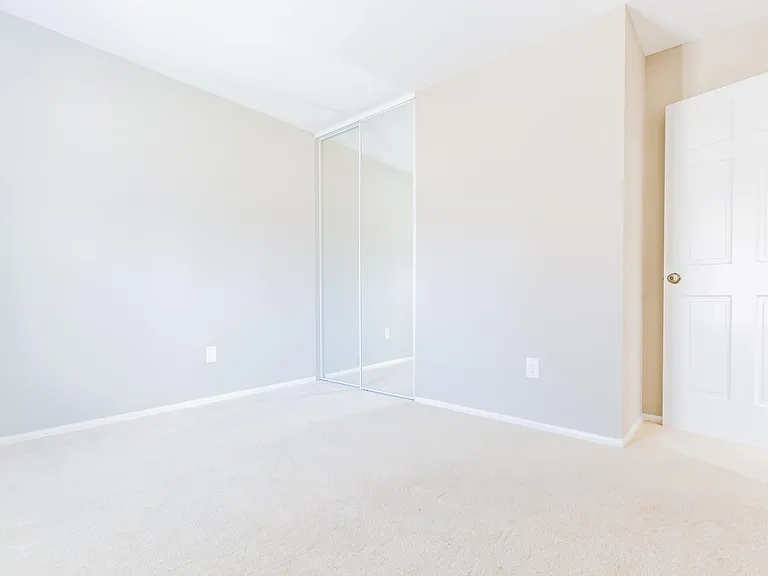 15222 Kempwood Dr — Photo 27