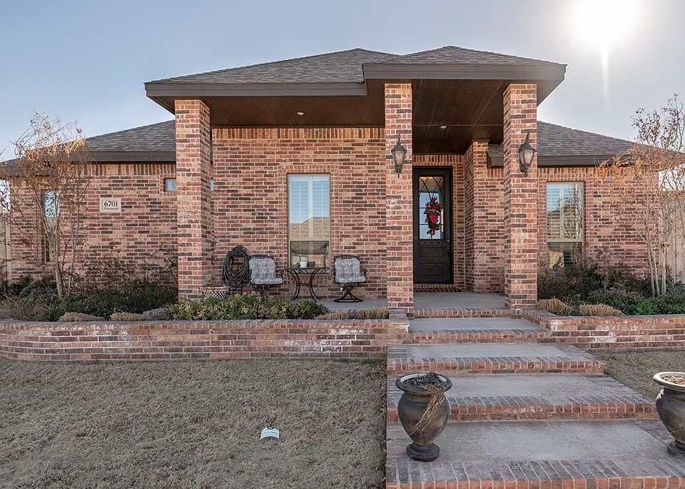 1st image of 6701 Mosswood Dr