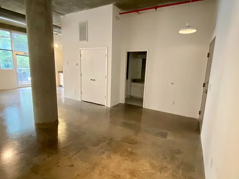 Ice House Lofts — Photo 28