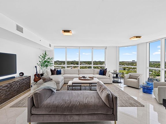 4th image of 801 Briny Avenue