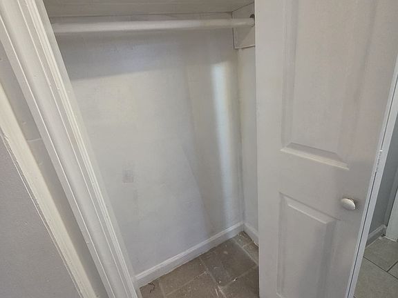 4th image of 85 Littleton Ave #1