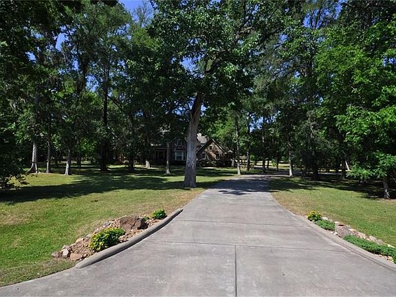 3rd image of 3431 River Forest Dr