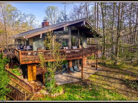 5th image of 118 Ridge Rd