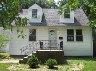 17626 Community St, Lansing, IL 60438