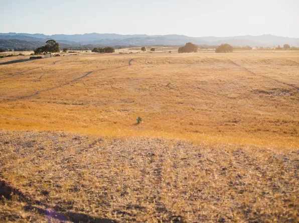 68351 Jolon Rd, Bradley, CA 93426