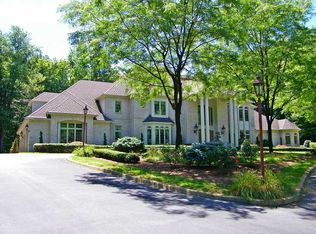 3525 Ellwood Rd, New Castle, PA 16101