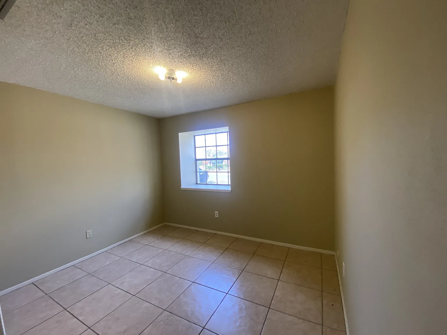 2029 Mynah Avenue - 1 — Photo 2