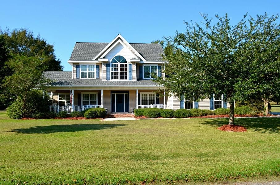 1st image of 346 Hidden Village Dr