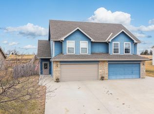 16706 Sheehan Rd, Basehor, KS 66007