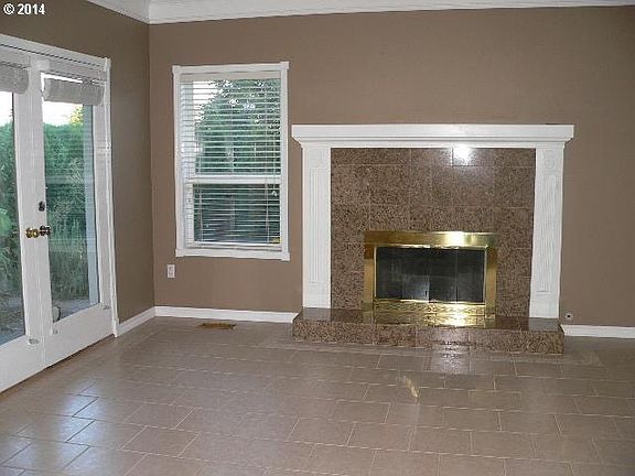 2nd image of 16116 NE 14th Cir