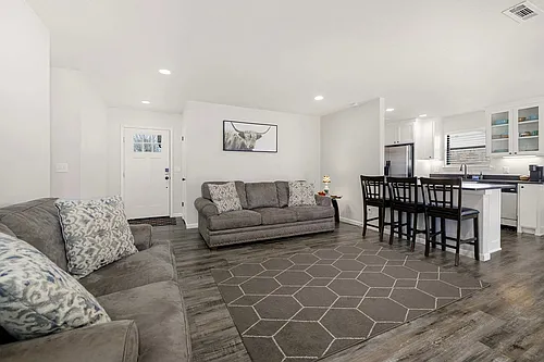 3028 N Malinda Dr #ID1221936P Photo 1