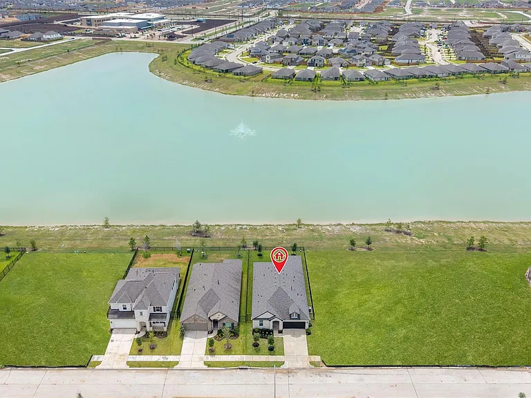 5831 Westwood Shore Dr — Photo 30