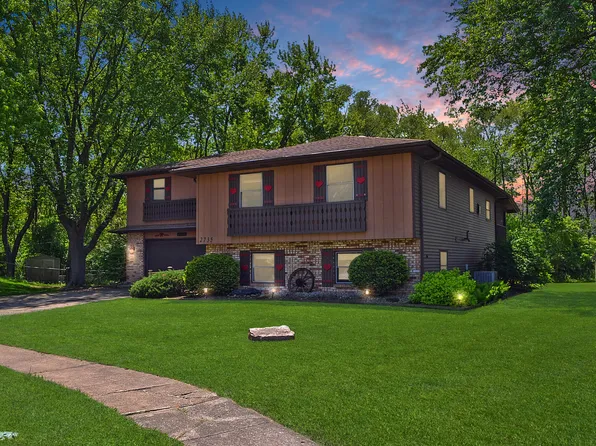2735 Laguardia St, Portage, IN 46368