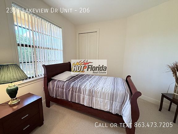 3rd image of 2351 Lakeview Dr Unit 206
