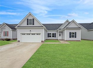 522 Millbrooke Cir, Elizabeth City, NC 27909