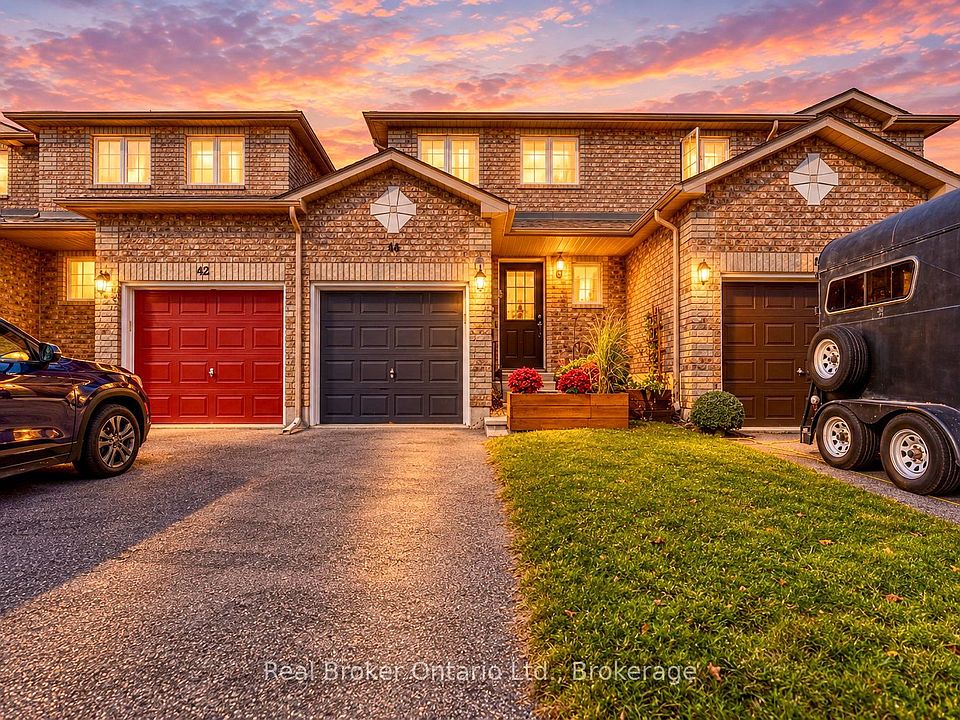 1st image of 44 Monarchy St