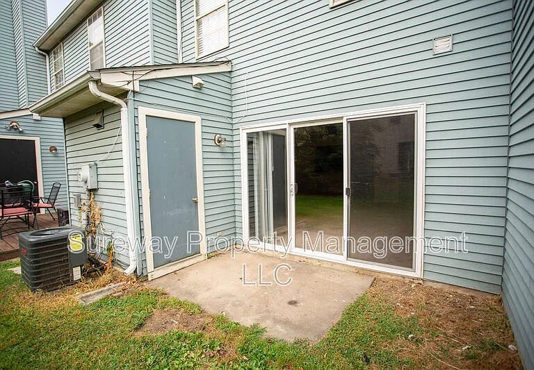 137 Brent Ct — Photo 27