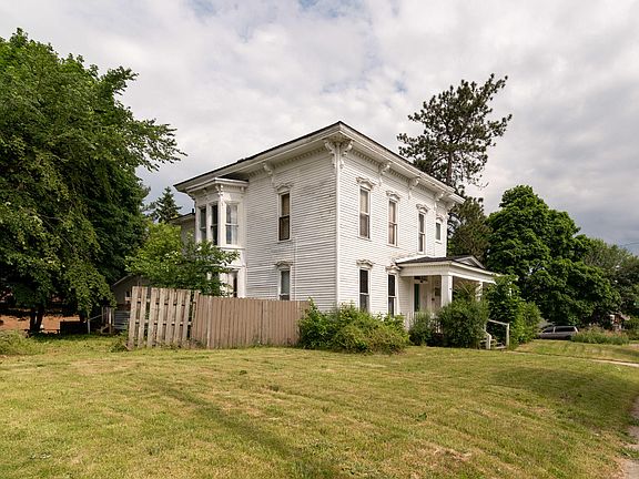 4th image of 1139 Jefferson Ave SE