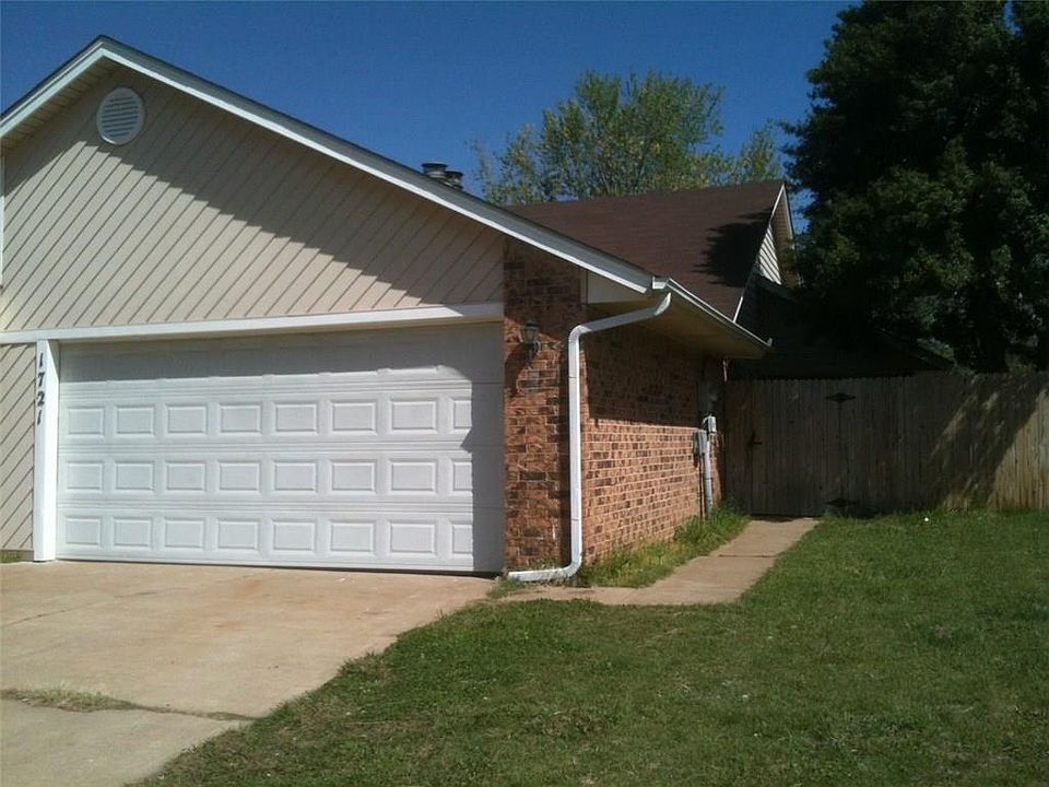1st image of 1717 Hillcrest