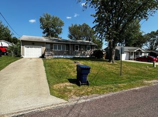 108 S Bagby St, Knob Noster, MO 65336