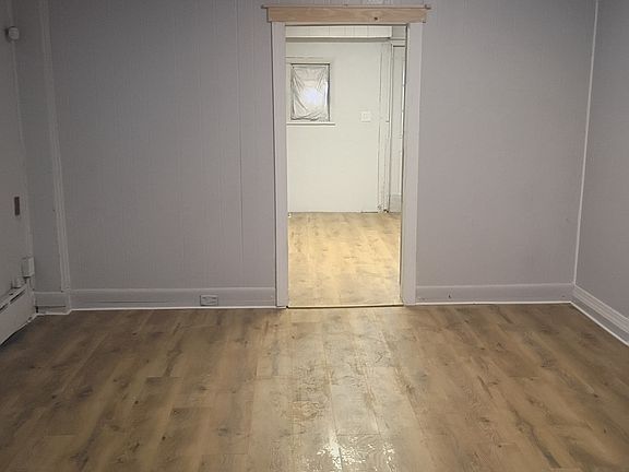 4th image of 132 S Lincoln Ave