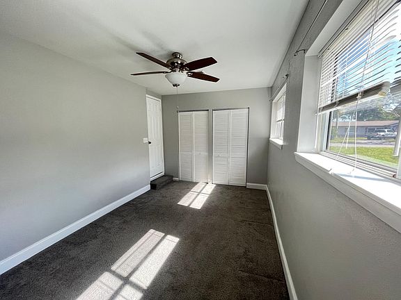 3rd image of 6086 17th Ave N