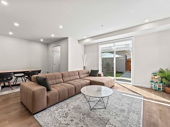 2nd image of 20520 76a Ave