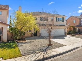 39220 Chantilly Ln, Palmdale, CA 93551