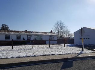 1135 Grandview Ave, Somerset, PA 15501