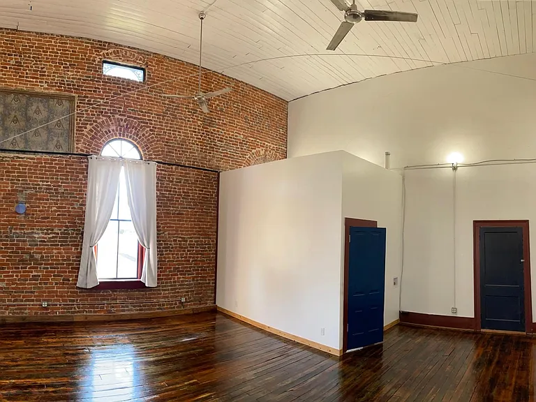 301 N Main St #5 — Photo 8