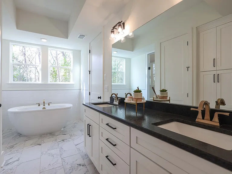 207 Fairground St #103 — Photo 24