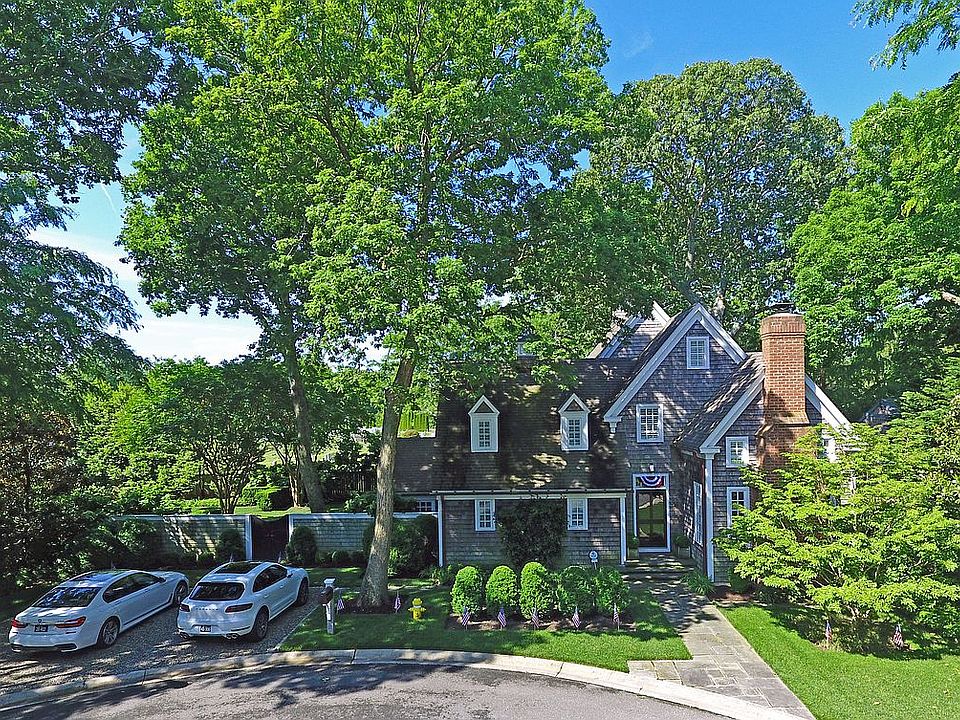 1st image of 16 Saint Michaels Pl