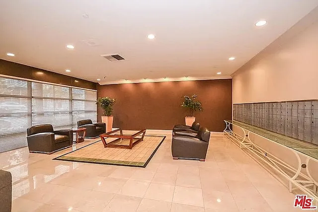 600 W 9th St #1103 — Photo 16