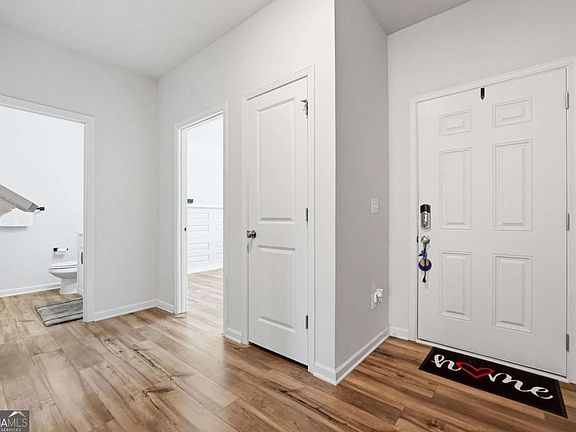 3rd image of 620 Cayenne Way
