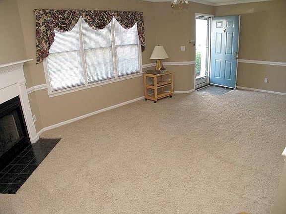 3rd image of 1111 F2 Grovemont Dr