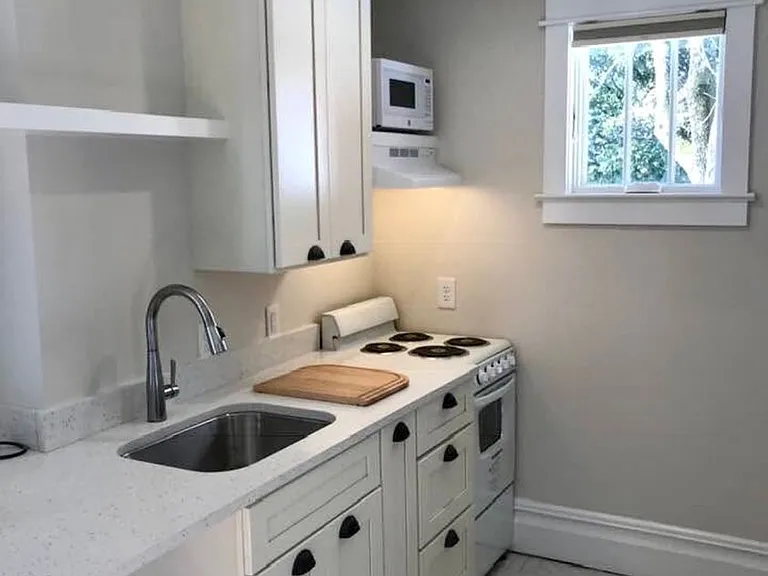 1108 South Alston Ave — Photo 4
