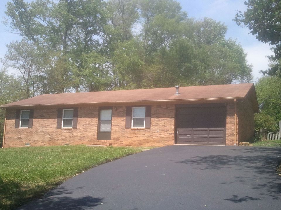 1st image of 3390 Dietz Dr