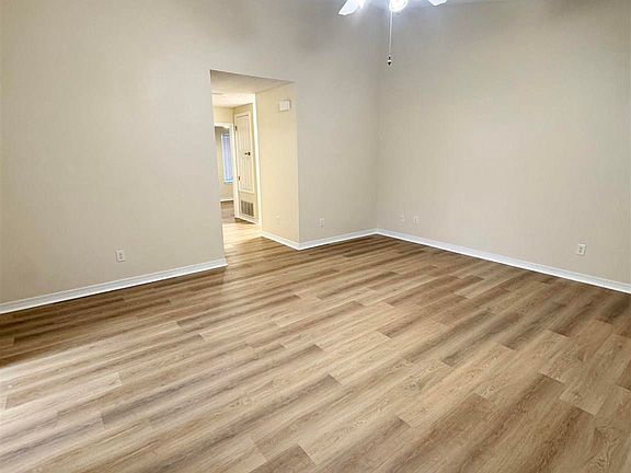 3rd image of 2419 Portobella Pl