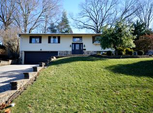 442 Wildwood Rd, Northvale, NJ 07647