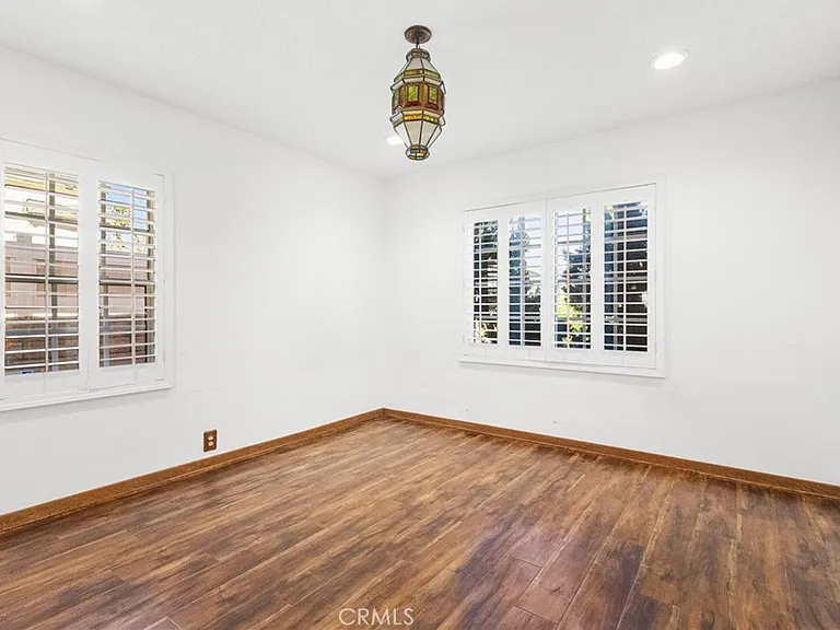 5227 Bellaire Ave #5227 — Photo 19