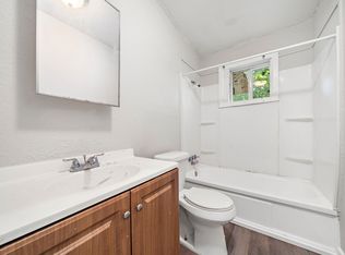 2400 Boss St #4, La Marque, TX 77568