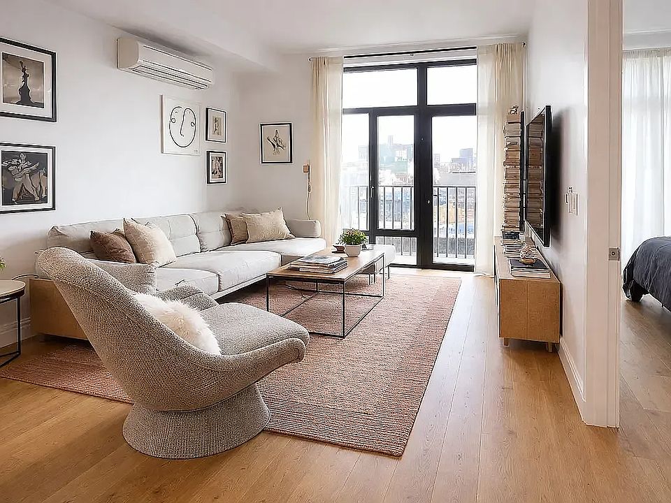 1st image of 597 Grand St #337