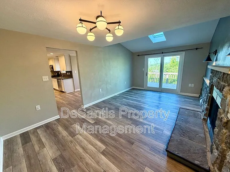 5043 Julia Ln — Photo 16