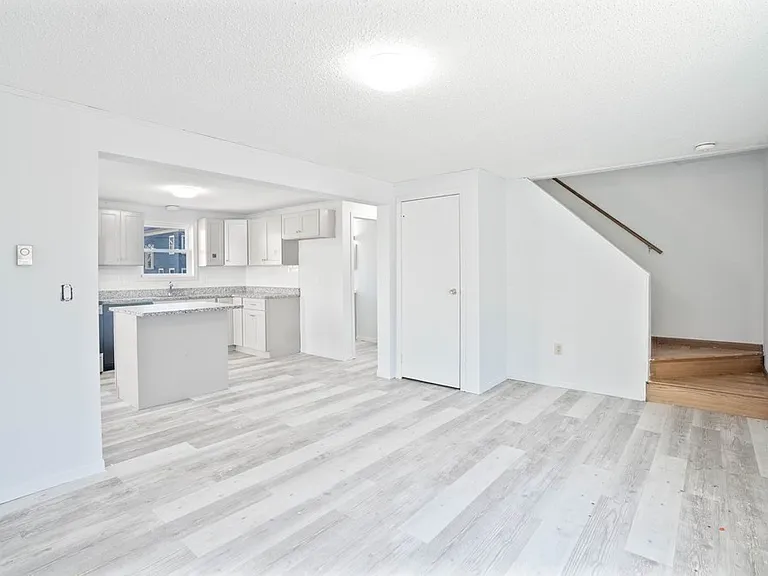 24 Haviland St — Photo 11