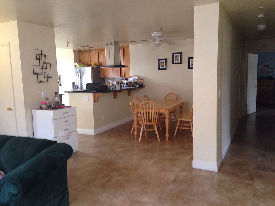 1st image of 615 Calle Cuesta