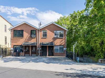 22 Sunnyside Ave #2FAM, Brooklyn, NY, 11207