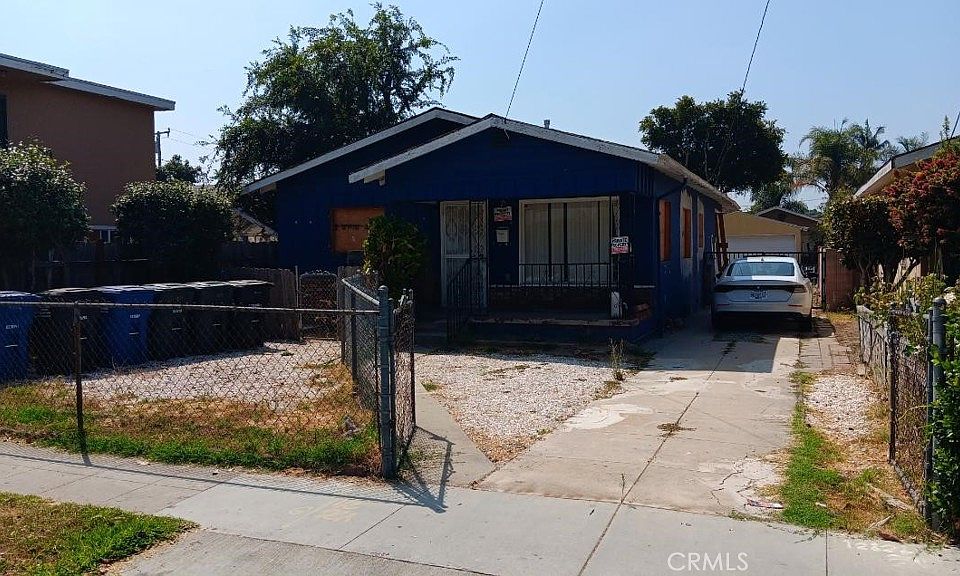 1st image of 4064 E 60th St