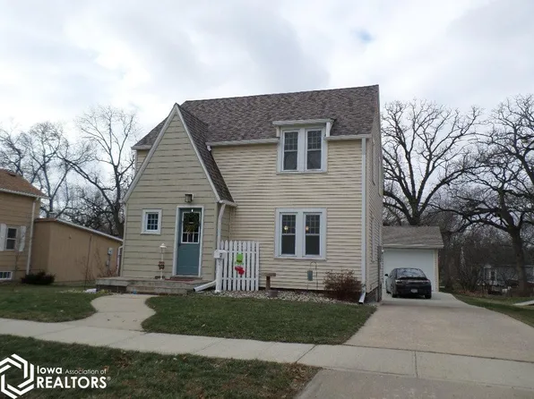 614 S Harlan St, Algona, IA 50511